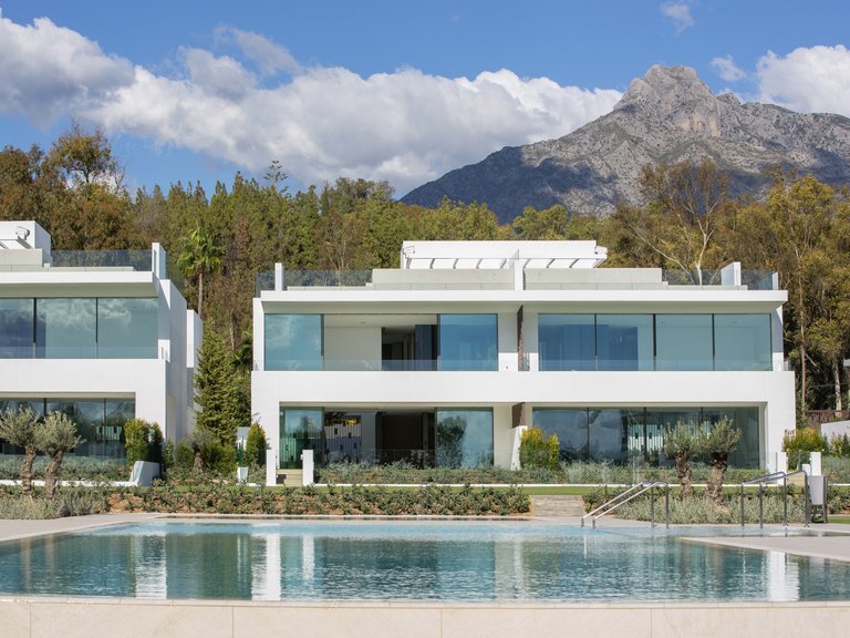 Villa for Sale in Marbella, Malaga 1