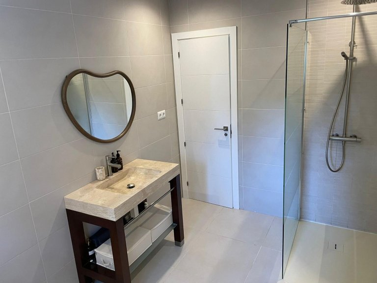 Villa for Sale in Marbella, Malaga 15