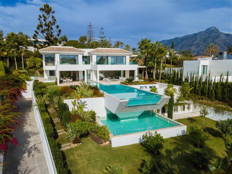 Villa for Sale in Marbella, Malaga 2