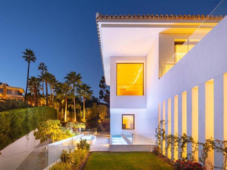 Villa for Sale in Marbella, Malaga 22