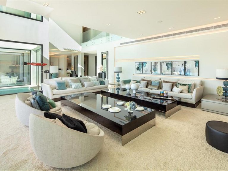 Villa for Sale in Marbella, Malaga 4
