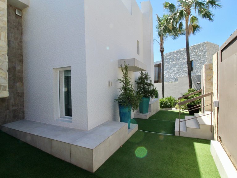 Villa for Sale in Estepona, Malaga 11