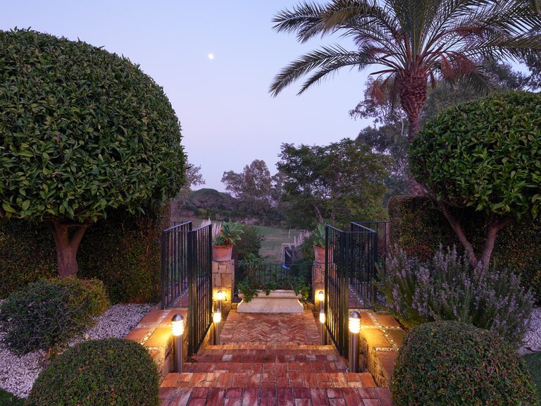 Villa for Sale in Sotogrande, Cadiz 43