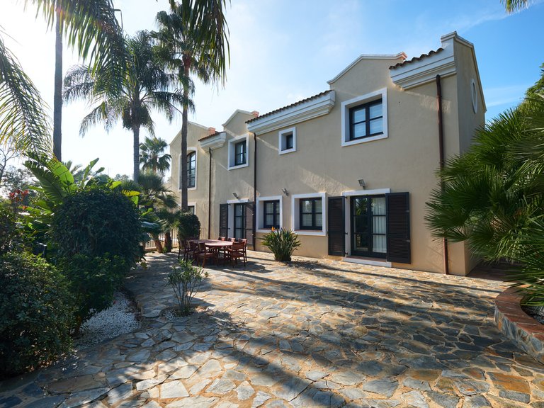 Villa for Sale in Sotogrande, Cadiz 4