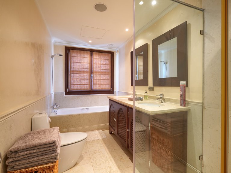 Villa for Sale in Sotogrande, Cadiz 20