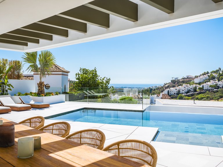 Villa for Sale in Benahavis, Malaga 8