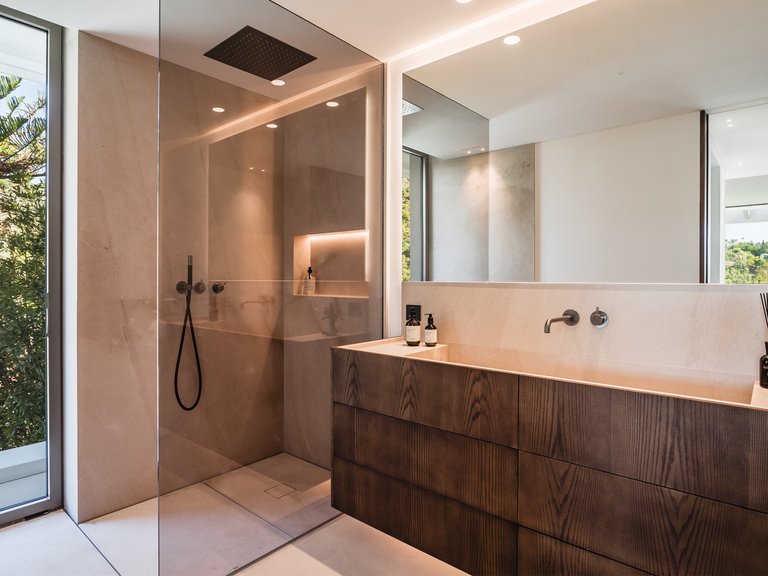 Villa for Sale in Benahavis, Malaga 18