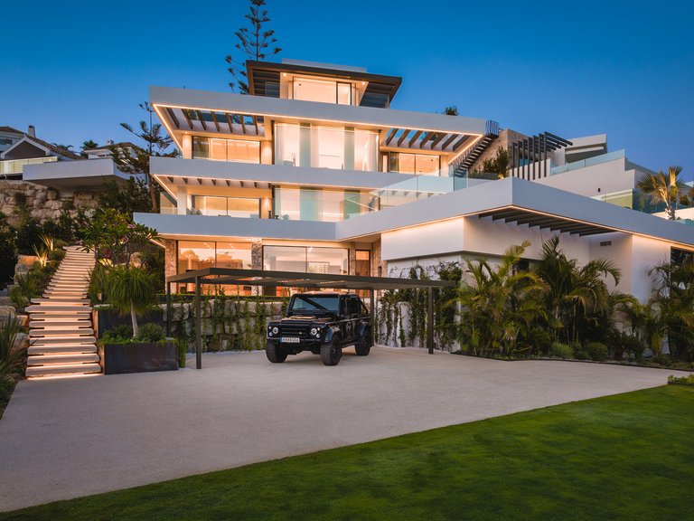 Villa for Sale in Benahavis, Malaga 2