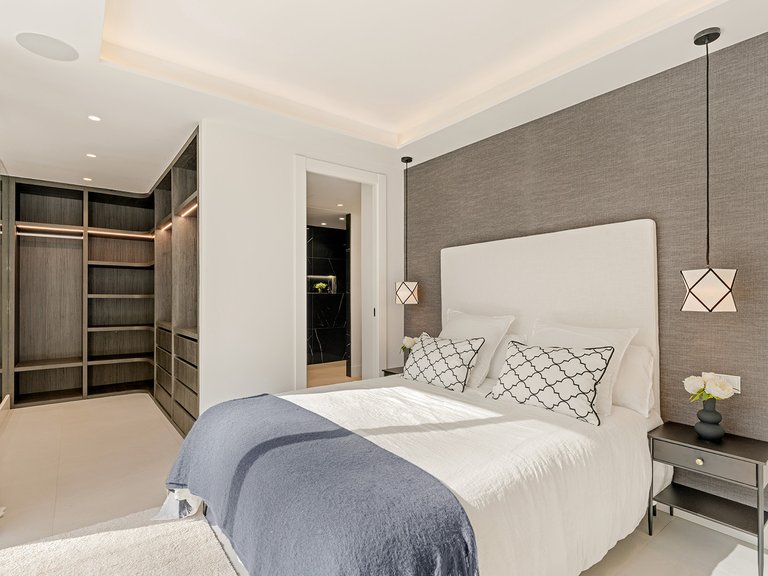 Villa for Sale in Marbella, Malaga 18