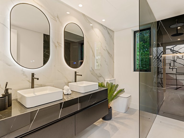Villa for Sale in Marbella, Malaga 20