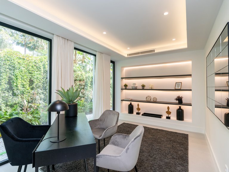 Villa for Sale in Marbella, Malaga 11