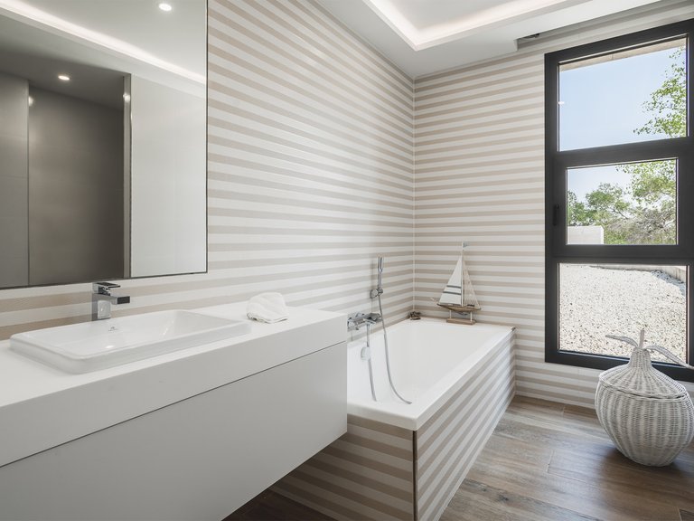 Villa for Sale in Sotogrande, Cadiz 15