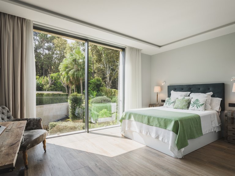 Villa for Sale in Sotogrande, Cadiz 10