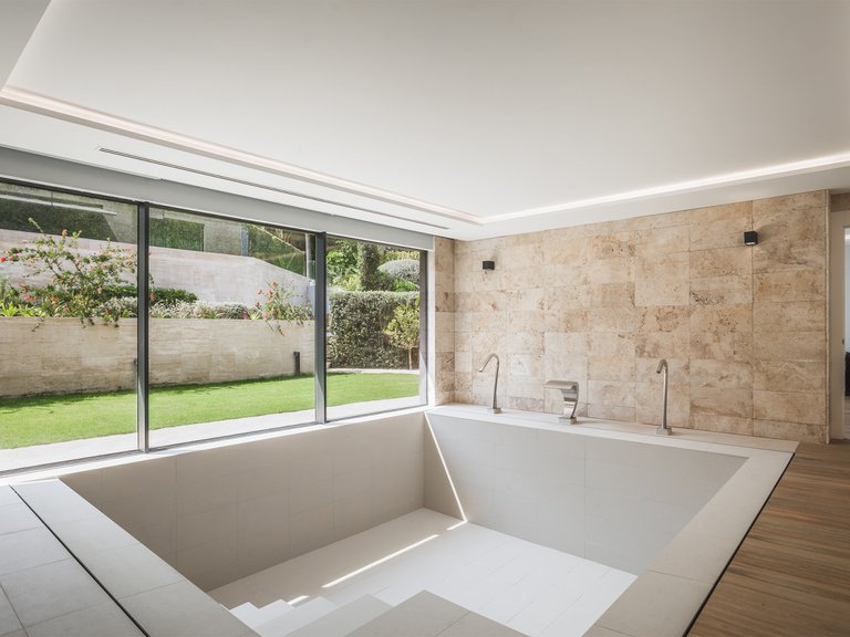 Villa for Sale in Sotogrande, Cadiz 23