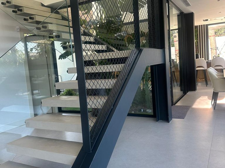 Villa for Sale in Marbella, Malaga 9