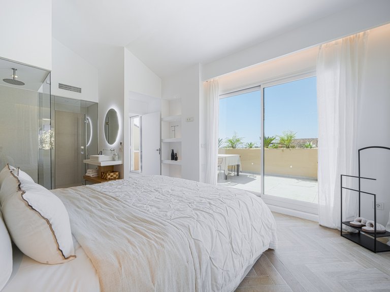 Penthouse for Sale in Estepona Malaga 20