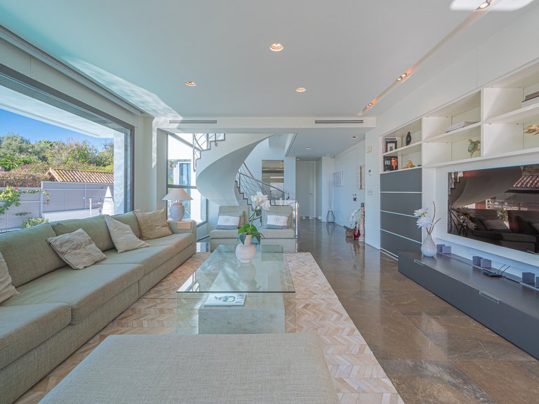 Villa for Sale in Marbella Golden Mile Malaga 44