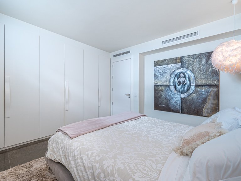 Villa for Sale in Marbella Golden Mile Malaga 50
