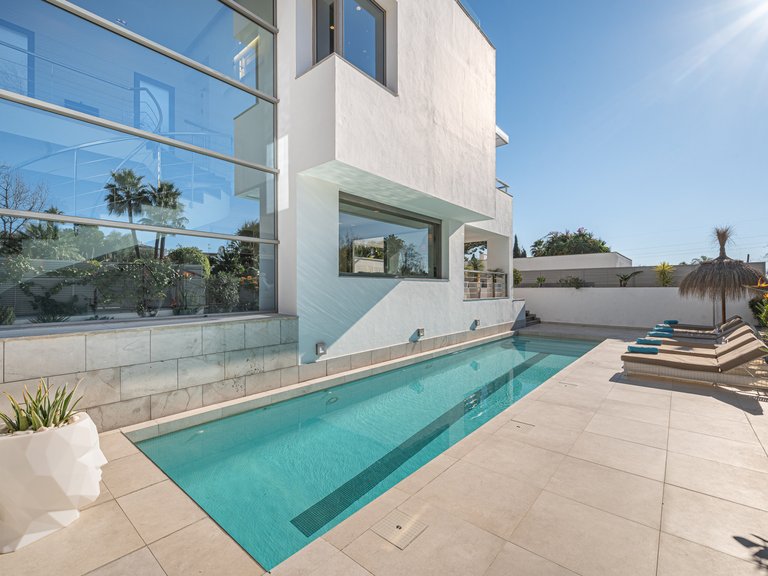 Villa for Sale in Marbella Golden Mile Malaga 22
