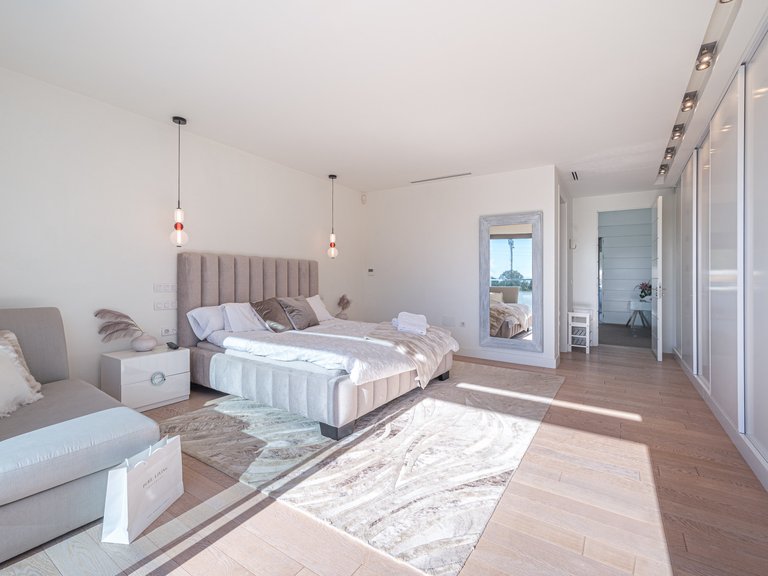 Villa for Sale in Marbella Golden Mile Malaga 6
