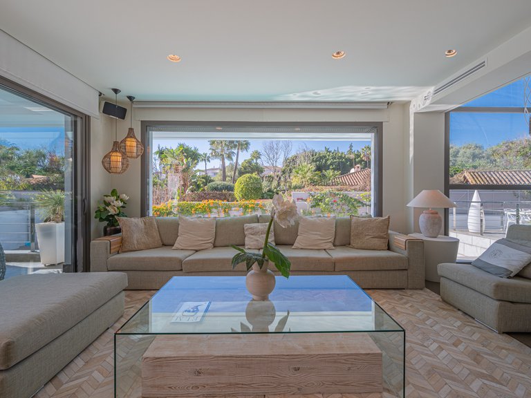 Villa for Sale in Marbella Golden Mile Malaga 43