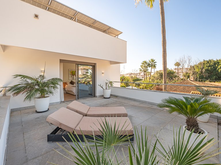 Villa for Sale in Marbella Golden Mile Malaga 15