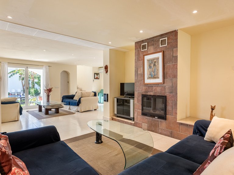 Villa for Sale in San Pedro de Alcantara Malaga 4