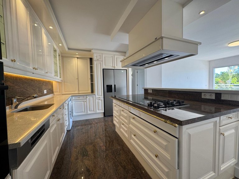 Apartment for Sale in Estepona Malaga 10