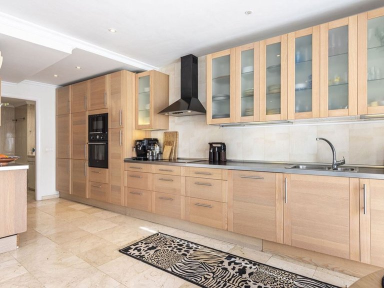 Penthouse for Sale in San Pedro de Alcantara Malaga 13