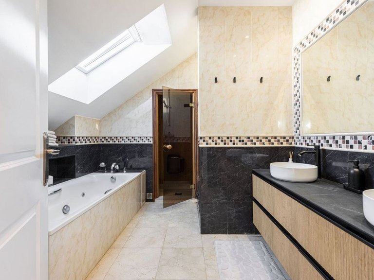 Penthouse for Sale in San Pedro de Alcantara Malaga 2