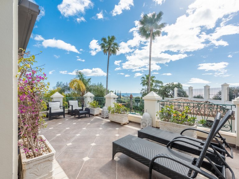 Villa for Sale in Estepona Malaga 21