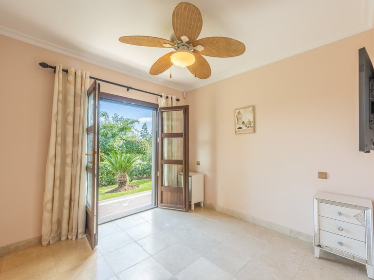 Villa for Sale in Estepona Malaga 41