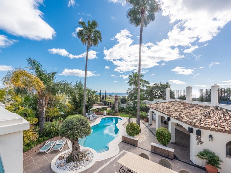 Villa for Sale in Estepona Malaga 3