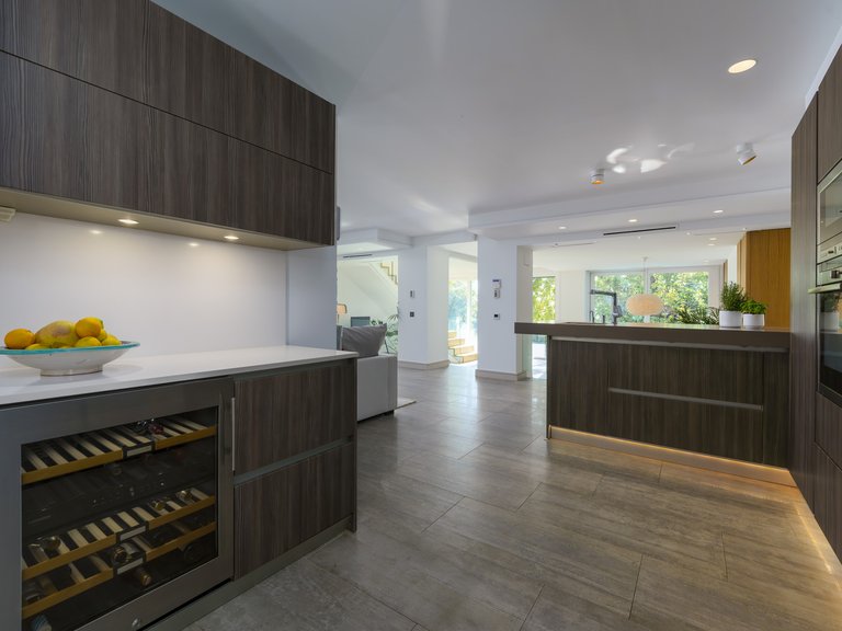 Villa for Sale in Nueva Andalucia Malaga 32