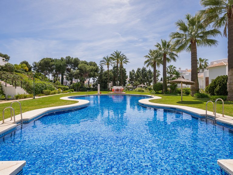 Apartment for Sale in Marbella Este Malaga 27