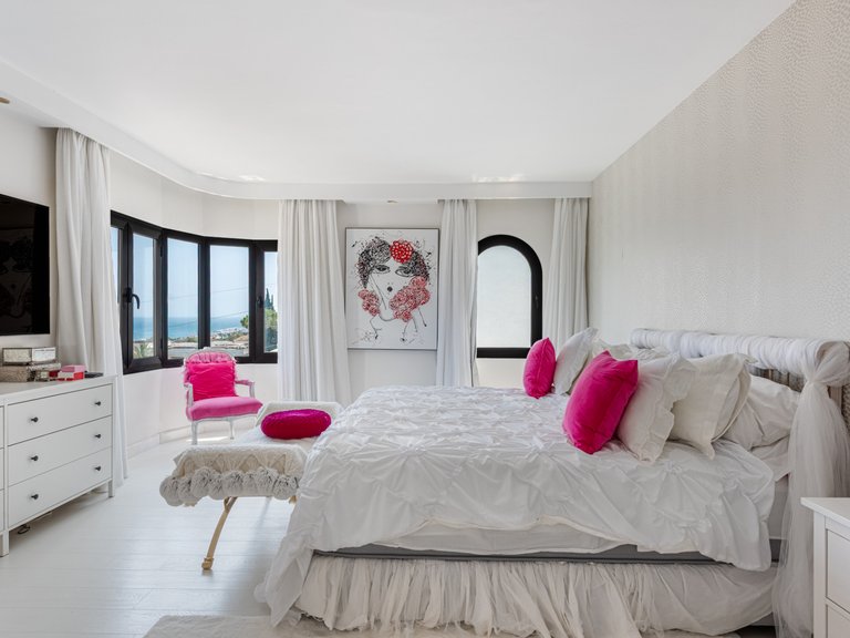 Penthouse for Sale in Marbella Golden Mile Malaga 16