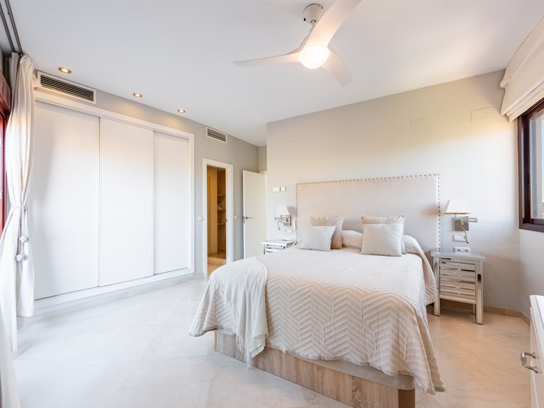 Penthouse for Sale in Estepona Malaga 15