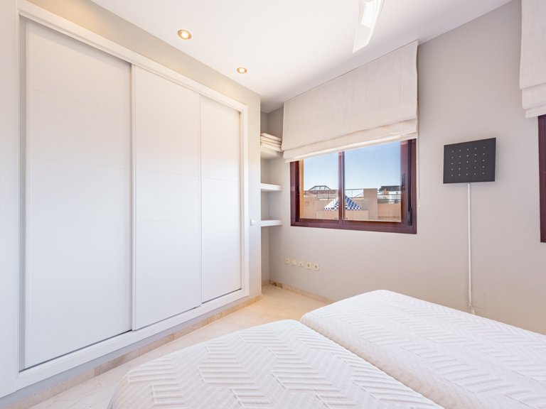 Penthouse for Sale in Estepona Malaga 17