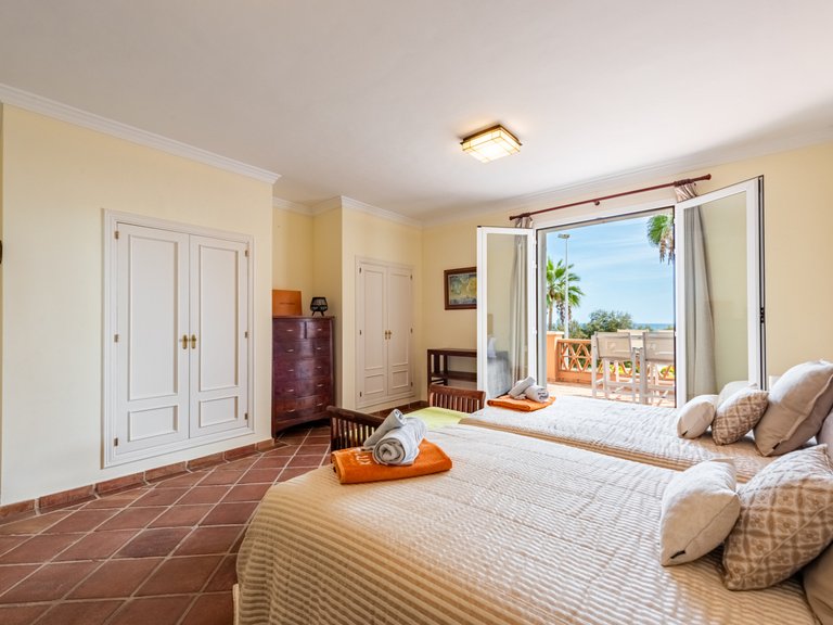 Villa for Sale in Casares Malaga 12