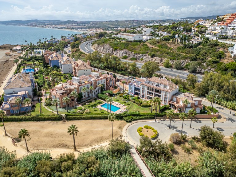 Villa for Sale in Casares Malaga 40