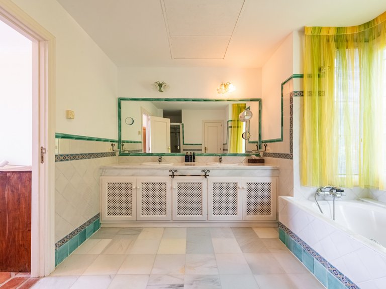 Villa for Sale in Casares Malaga 20
