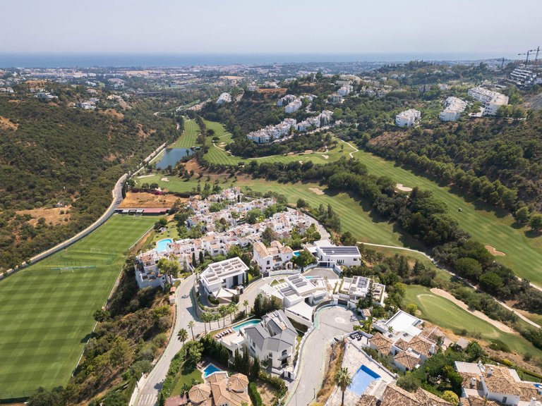 Plot for Sale in Benahavis Malaga 10