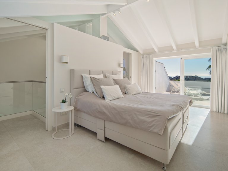 Penthouse for Sale in Marbella Golden Mile Malaga 35