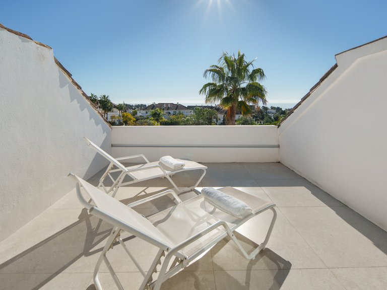 Penthouse for Sale in Marbella Golden Mile Malaga 40