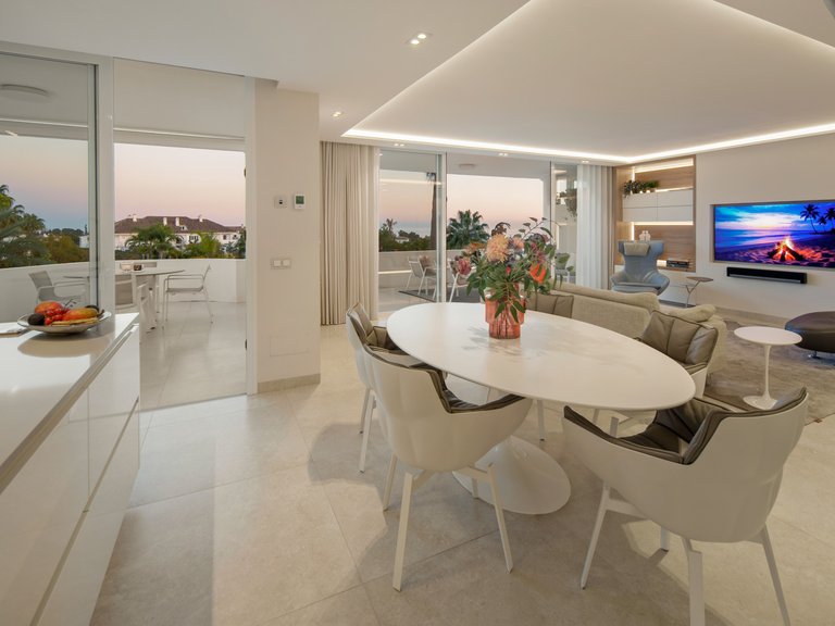 Penthouse for Sale in Marbella Golden Mile Malaga 7