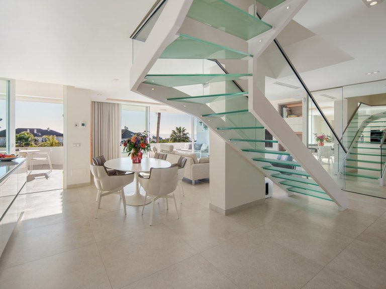 Penthouse for Sale in Marbella Golden Mile Malaga 23