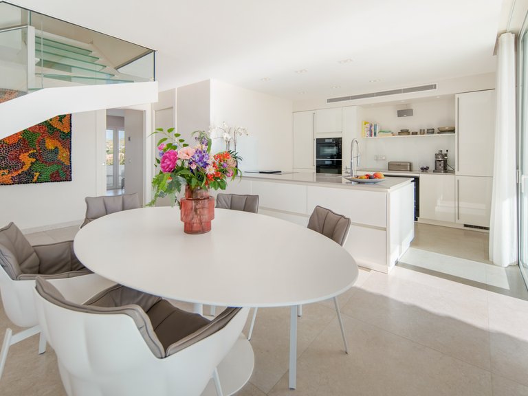 Penthouse for Sale in Marbella Golden Mile Malaga 28
