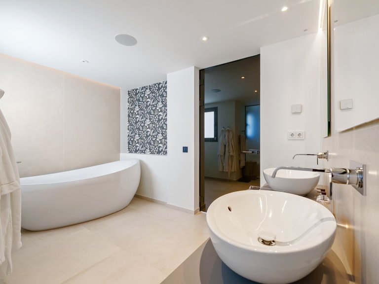 Penthouse for Sale in Nueva Andalucia Malaga 24