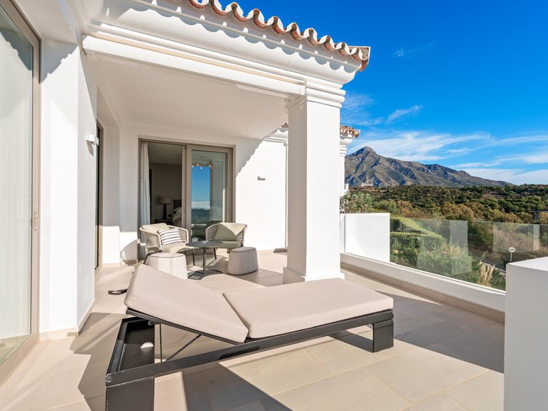 Penthouse for Sale in Nueva Andalucia Malaga 36