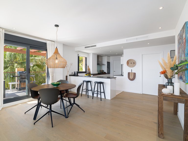 Penthouse for Sale in Benahavis Malaga 3
